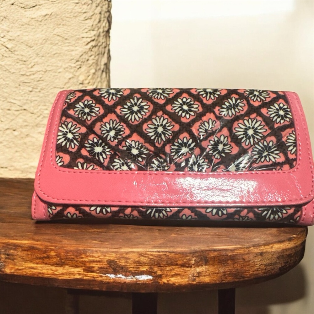 Vera Bradley Frill Collection Wallet - Mocha Rouge - EUC - Picture 1 of 7